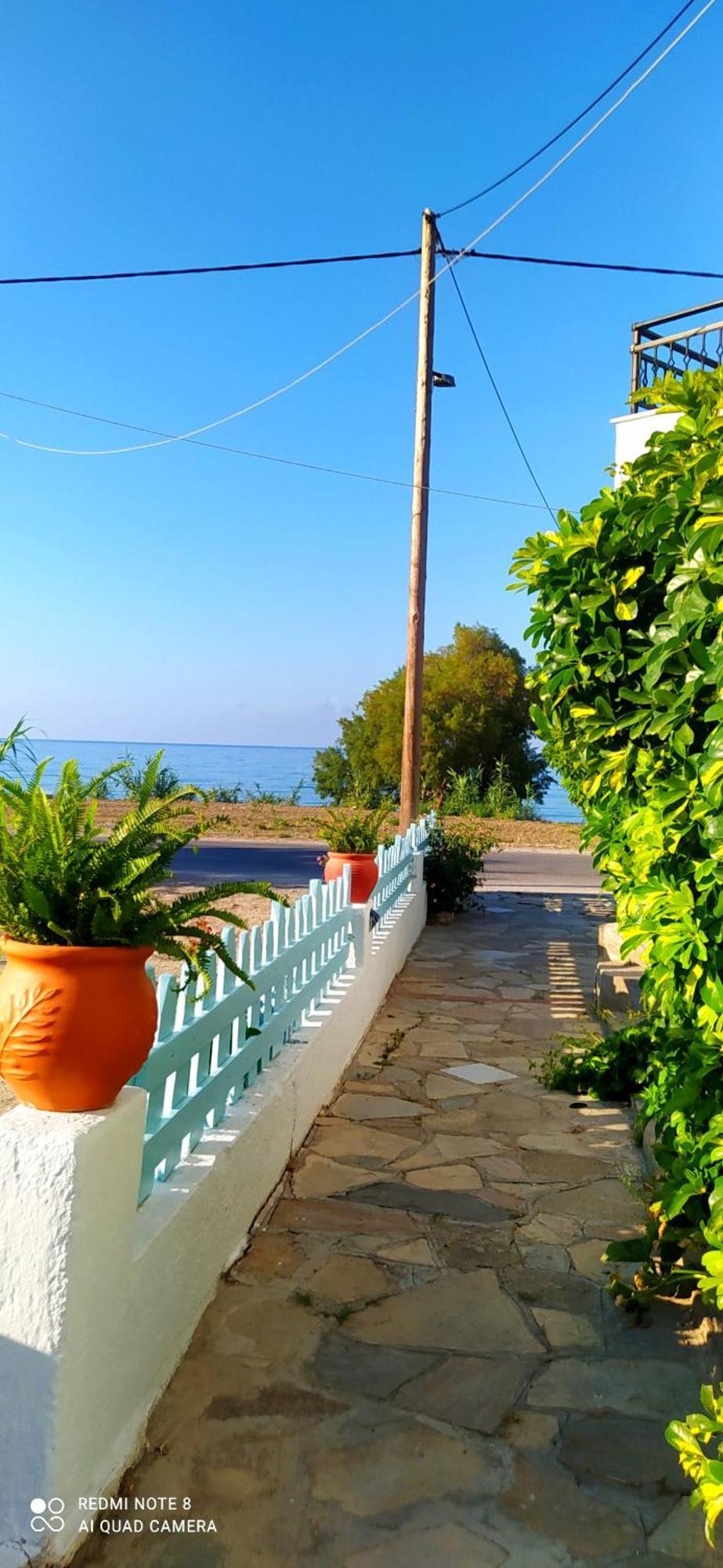 Апартаменты Socrates Sea View Kampos Marathokampou Экстерьер фото